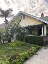 839 N Orange Dr in Los Angeles, CA - Building Photo - Building Photo