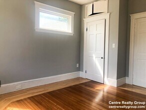4843 Washington St, Unit 1 in Boston, MA - Building Photo - Building Photo