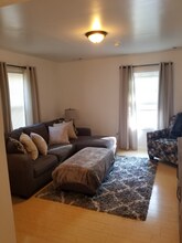 1713 Wade St Ext, Unit garage in Aliquippa, PA - Building Photo - Building Photo