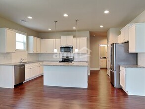 4889 Tower View Trail in Snellville, GA - Building Photo - Building Photo