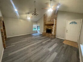 3817 Titan Trl in Denton, TX - Building Photo