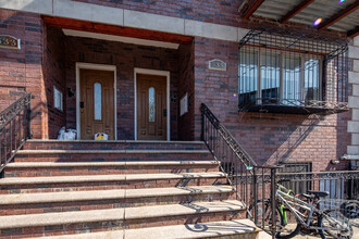 535 Dahill Rd in Brooklyn, NY - Building Photo - Building Photo