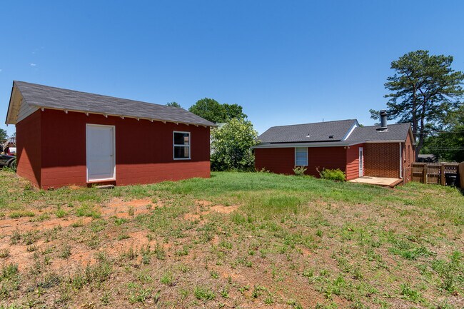 1032 Bedford Dr in Augusta, GA - Building Photo - Building Photo