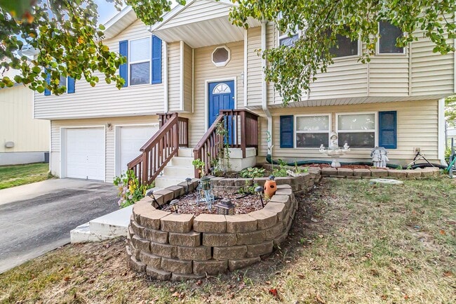 property at 210 Summer Pl