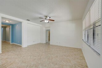 11710 Albatross Ln in Riverview, FL - Building Photo - Building Photo