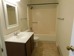 2924 Packer St in Winchester, VA - Building Photo - Building Photo