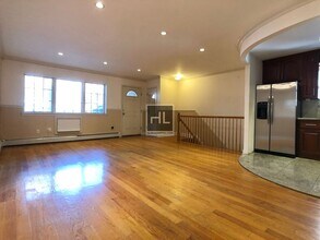 57 Bay 31st St in Brooklyn, NY - Building Photo - Building Photo
