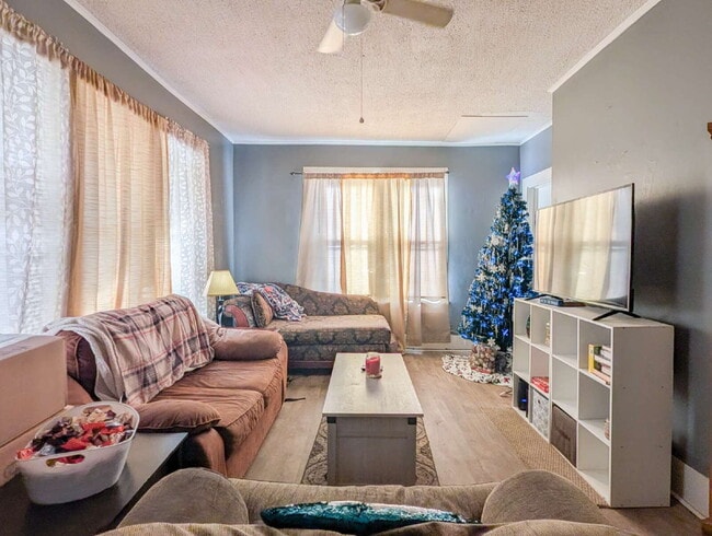 309 Elm St in Martin, TN - Building Photo - Building Photo