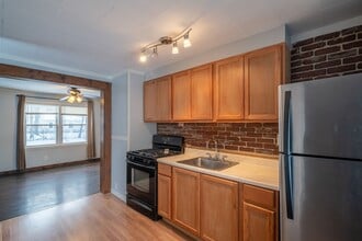 117-119-119 Fairdale Rd in Buffalo, NY - Building Photo - Building Photo