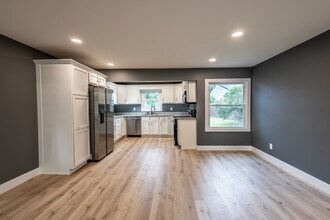 120 College Street Rd in Elizabethtown, KY - Building Photo - Building Photo