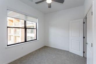 The Apex at CityPlace in Overland Park, KS - Building Photo - Interior Photo