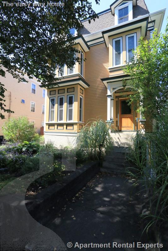 9 Claremon St, Unit 2