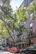 166 E 92nd St in New York, NY - Building Photo - Building Photo