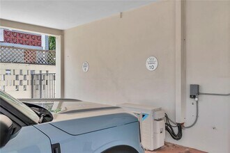 224 6th Ave N in St. Petersburg, FL - Building Photo - Building Photo