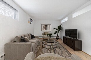 46 Albion St, Unit #AA in Melrose, MA - Building Photo