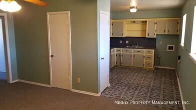 707 W 4th St in Idalou, TX - Building Photo - Building Photo
