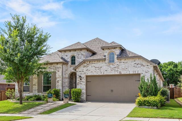 9424 Excursion Dr in Oak Point, TX - Building Photo