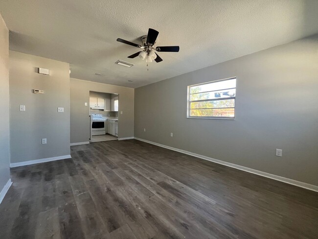 1712 W House St in Plant City, FL - Building Photo - Building Photo