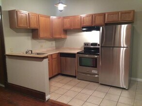 2667 Bellevue Ave-Unit -2667 2 in Cincinnati, OH - Building Photo - Building Photo