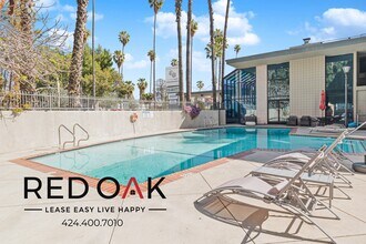 20200 Sherman Way in Los Angeles, CA - Building Photo - Building Photo