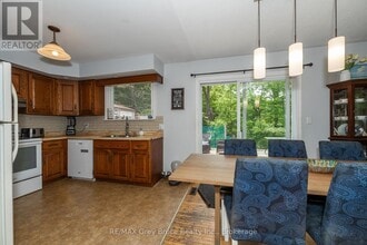 206 6th Ave E in Owen Sound, ON - Building Photo - Building Photo