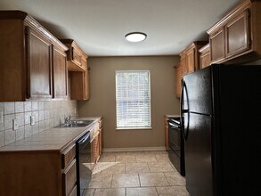 2417 Laurel St in Texarkana, AR - Building Photo - Building Photo