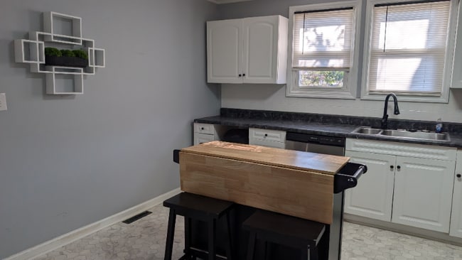 502 E State Ave in High Point, NC - Building Photo - Building Photo