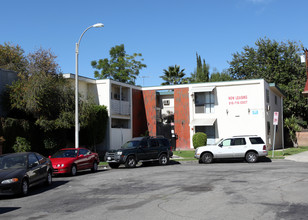 Le Soleil Apartments in Canoga Park, CA - Building Photo - Building Photo