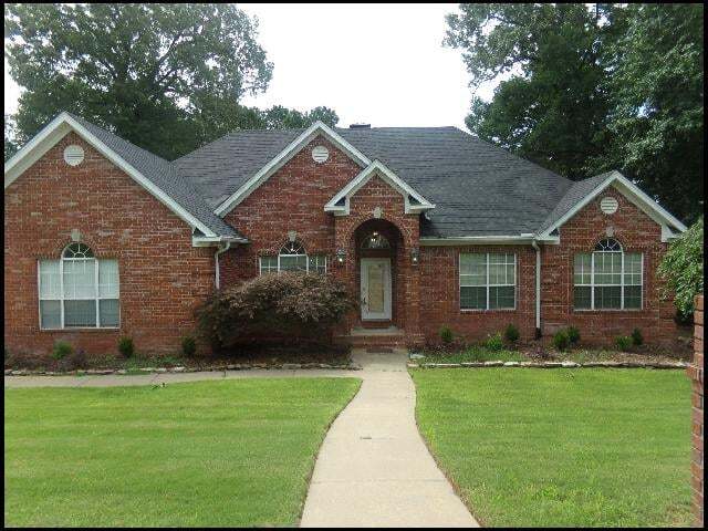 12 Caddo Ct in Maumelle, AR - Foto de edificio - Building Photo