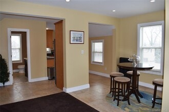 39 James St in Babylon, NY - Building Photo - Building Photo