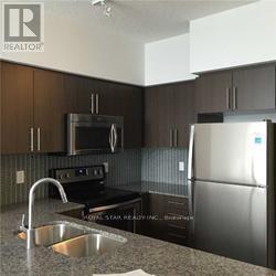 65 Speers Rd in Oakville, ON - Building Photo - Building Photo