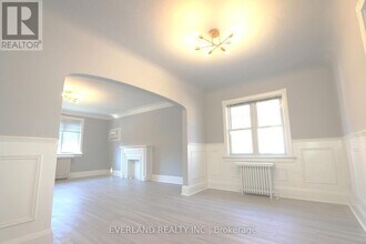 1753 Bayview Ave in Toronto, ON - Building Photo - Building Photo