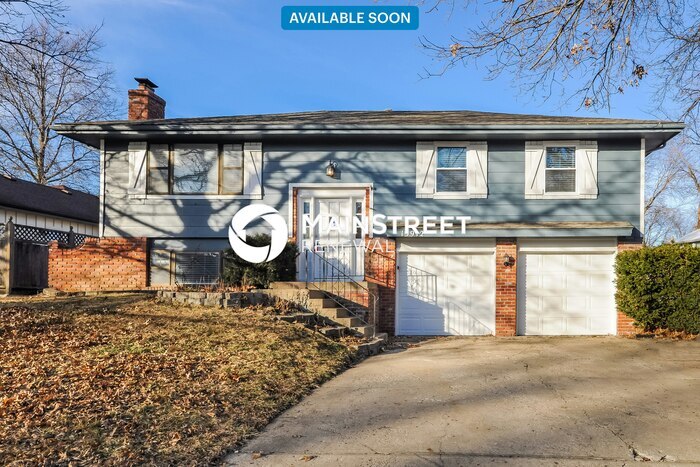 15912 W 153rd St in Olathe, KS - Foto de edificio