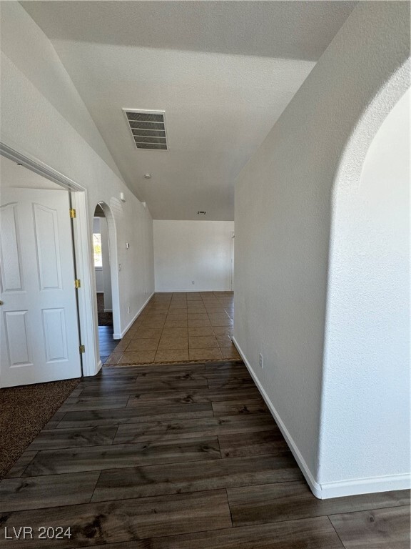 2041 S Tiawah Ave in Pahrump, NV - Building Photo - Building Photo