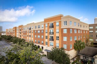 Caroline West Gray in Houston, TX - Building Photo