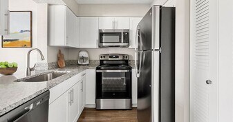 Gulfshore Apartment Homes in Naples, FL - Building Photo