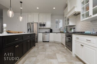 3741 Kenzies Way in Santa Clara, UT - Building Photo