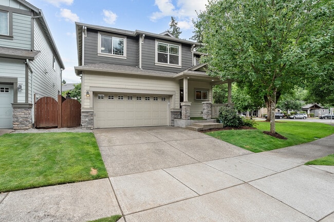 property at 28616 Greenway Dr