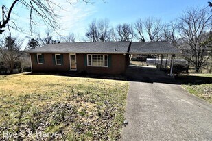 2404 Old Ashland City Rd