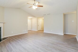 90 Dylans Ct in Covington, GA - Building Photo - Building Photo