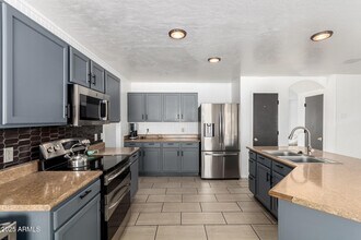 8812 N 67th Dr in Peoria, AZ - Building Photo - Building Photo