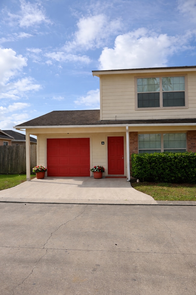 property at 21473 W Wallis Dr