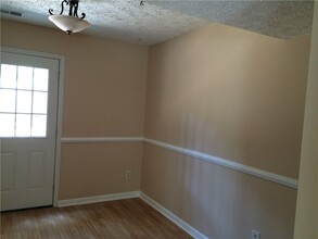 1043 Dassow Ct in Alpharetta, GA - Building Photo - Building Photo