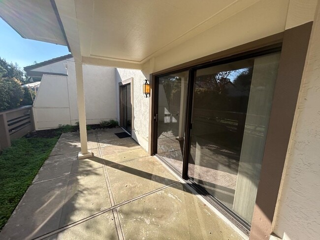 6090 Montgomery Ct in San Jose, CA - Building Photo - Building Photo