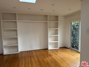 800 Huntley Dr in West Hollywood, CA - Building Photo - Building Photo
