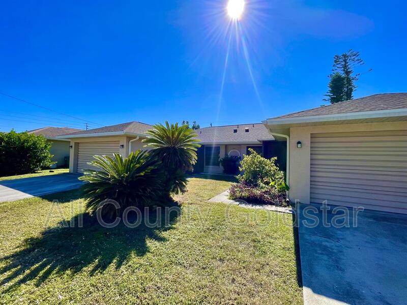 10515 Pendleton Ave in Englewood, FL - Building Photo