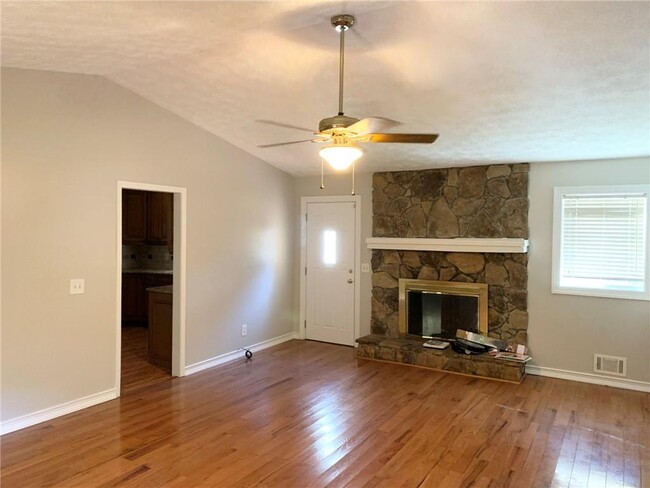 155 Trickum Hills Dr in Woodstock, GA - Building Photo - Building Photo