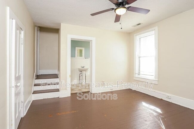 400 S Spring St in Greensboro, NC - Building Photo - Building Photo