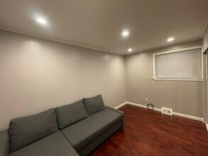 2314 Strahle St, Unit B in Philadelphia, PA - Building Photo - Building Photo