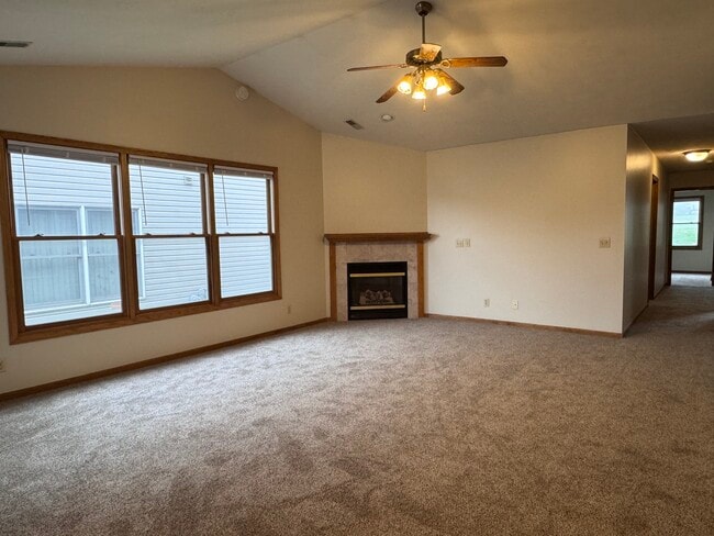 1864 W S St in Lincoln, NE - Building Photo - Building Photo